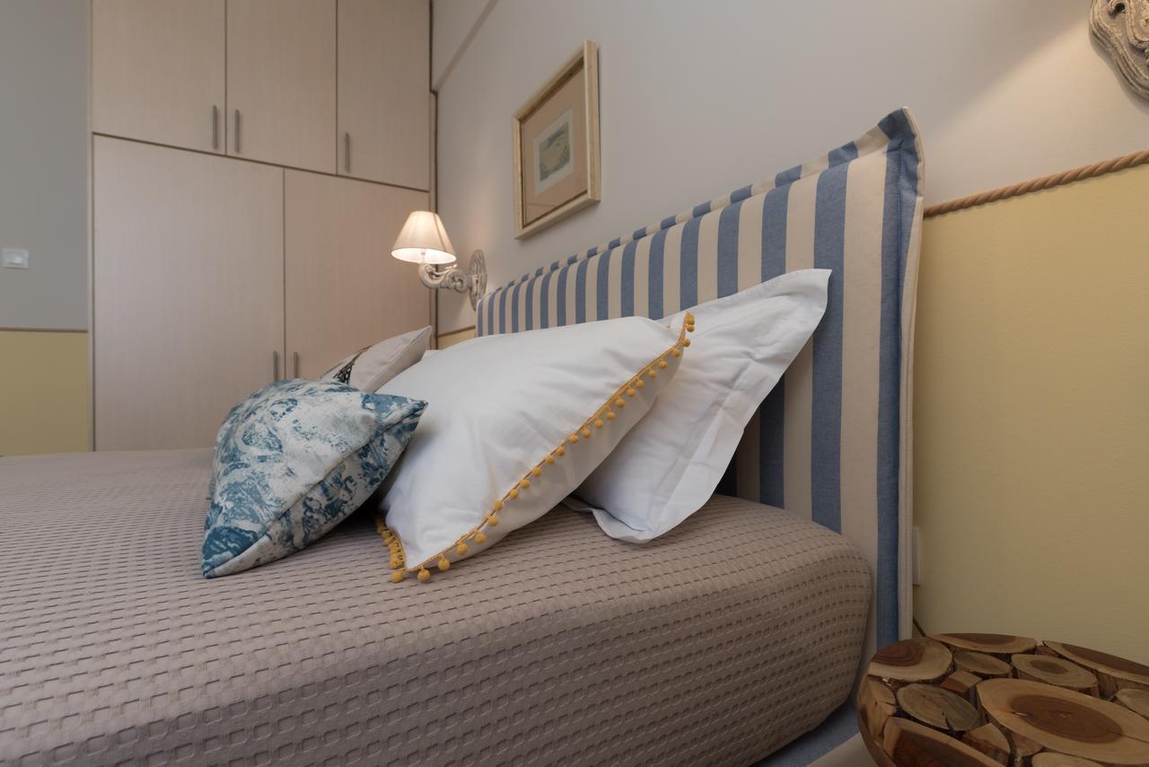 Absolute Iii Apartment *